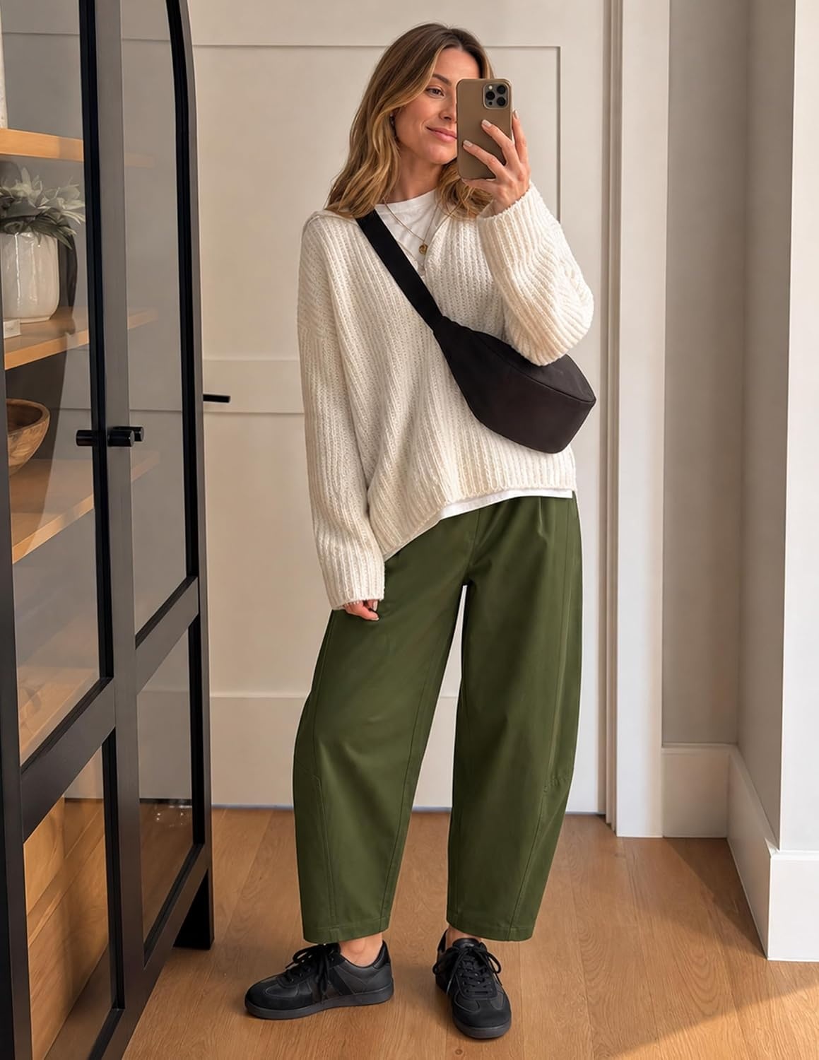 image:imageZESICA Womens Barrel Travel Pants with PocketsArmygreen